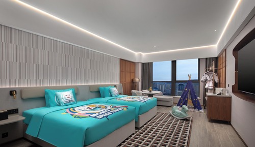 Habitación familiar con 2 camas individuales, vistas a la ciudad