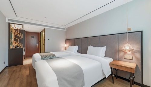 Superior Double Room, City View