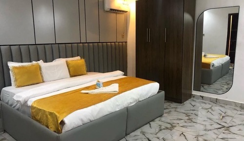 Luxury Apartment