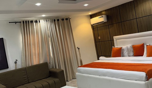Presidential Suite