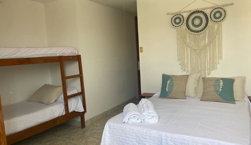 Habitación familiar, vistas a la ciudad