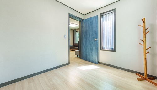 Basic Room, 2 Bedrooms (Room 103 (Duplex / Private BBQ))