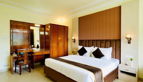 Superior Room, Balcony, Valley View