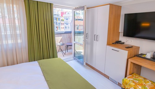 Superior Room with Balcony, City View