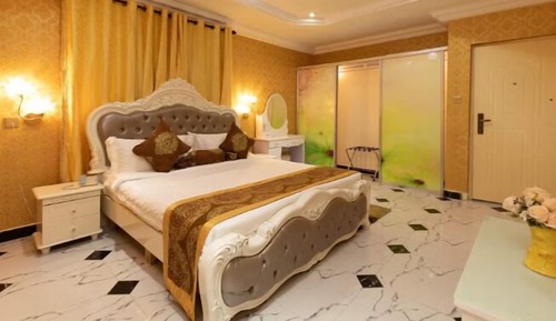 Suite ejecutiva, 1 cama de matrimonio, baño privado, vistas al parque