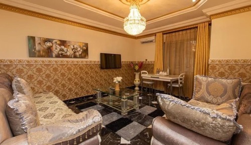 Suite de luna de miel, 1 cama de matrimonio grande, baño privado, vistas al parque