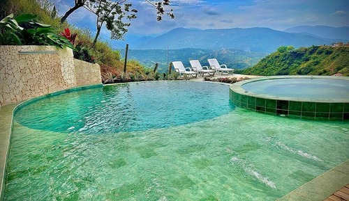 Casa de campo, 3 habitaciones, Aire acondicionado, vistas a la montaña