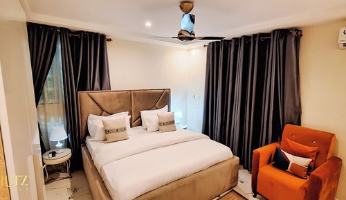 Habitación económica, balcón