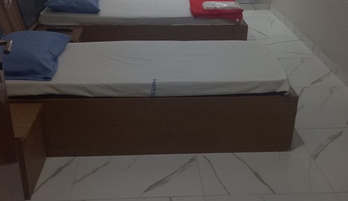 Habitación con 2 camas individuales