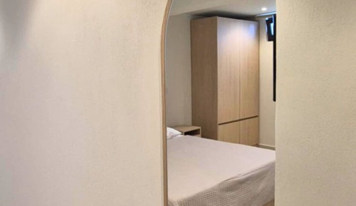 Habitación económica doble, no fumadores, entresuelo