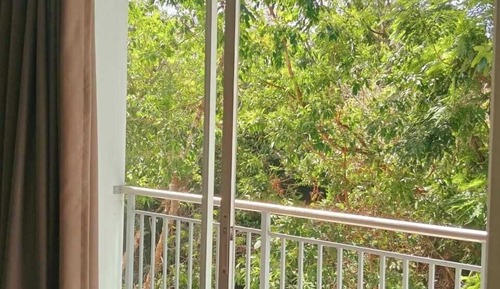 Habitación triple Deluxe, vistas al jardín