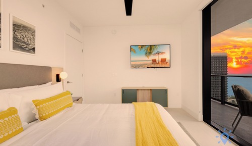 Apartamento clásico, 2 habitaciones, balcón, vistas a la ciudad