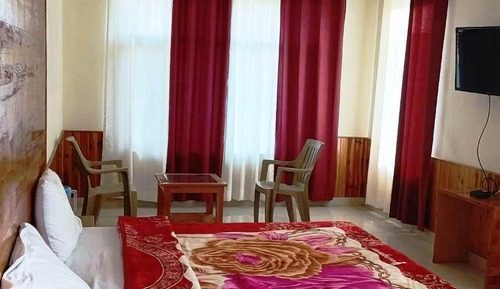Premium Room