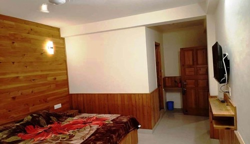 Deluxe Room, Balcony, Mountain View
