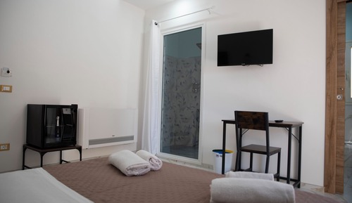 Habitación Confort doble, balcón, vistas a la ciudad