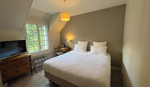 Habitación superior con 1 cama doble o 2 individuales