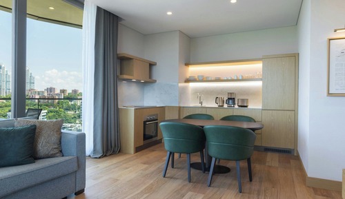 Apartamento, 2 habitaciones, balcón (View)