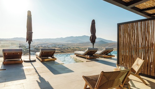 Premium Suite with Panoramic View & Shared Heated Pool