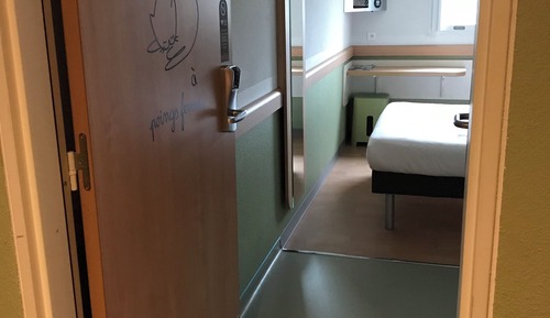 Habitación triple, varias camas