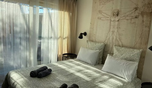 Ático Deluxe, 2 habitaciones, terraza, vistas a la piscina