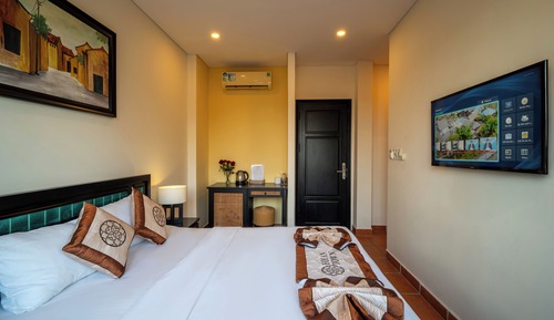 Habitación Deluxe doble, 1 cama doble, balcón, vistas a la ciudad