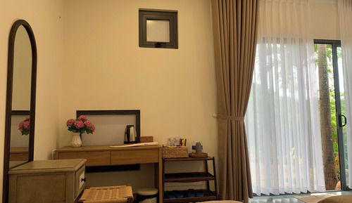 Habitación triple Deluxe, vistas al jardín