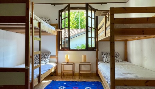 Dormitorio compartido clásico