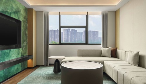 Suite junior, 1 cama de matrimonio grande, vistas al jardín