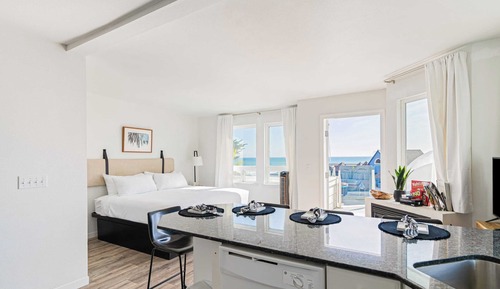 Casa (2 Bedrooms)