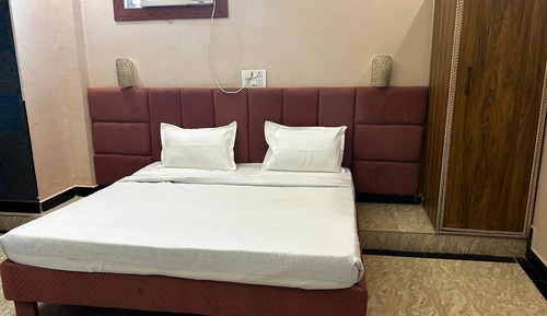 Luxury Suite