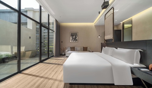 Habitación romántica doble, patio