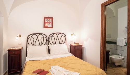 Habitación clásica doble, cocina básica, vistas al patio