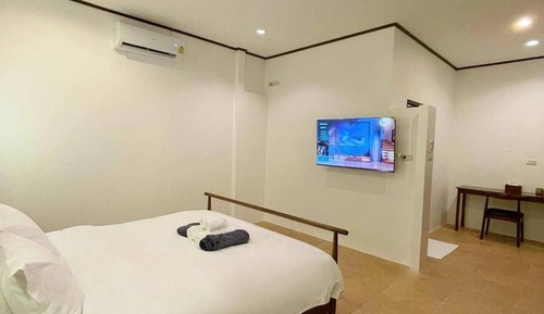 Habitación doble superior, vistas a la piscina