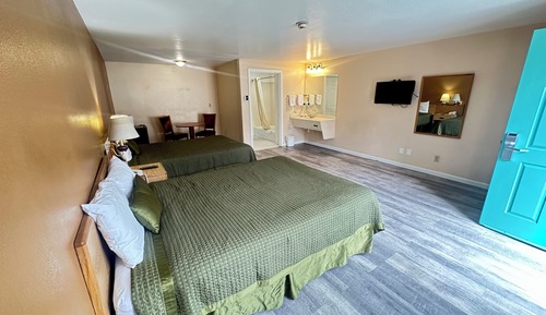 Habitación estándar doble, 2 camas de matrimonio