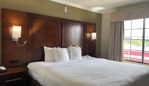 Deluxe Single Room