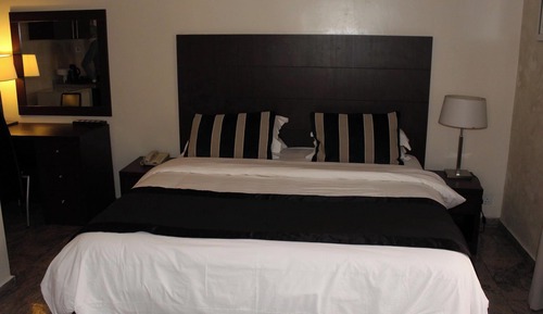 Deluxe Room, Balcony, City View