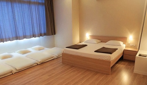 Habitación cuádruple básica