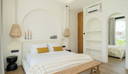 Villa de lujo, 1 cama de matrimonio grande, piscina privada, vistas a la piscina