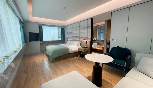 Business Double Room, City View