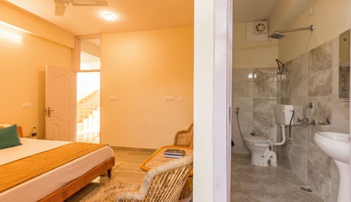 Standard Double Room, Garden View