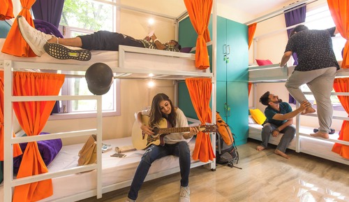 Deluxe Shared Dormitory, Garden View