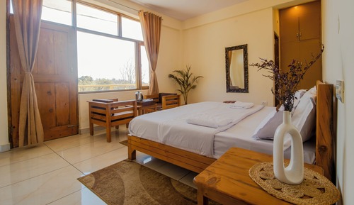 Deluxe Double Room, Garden View
