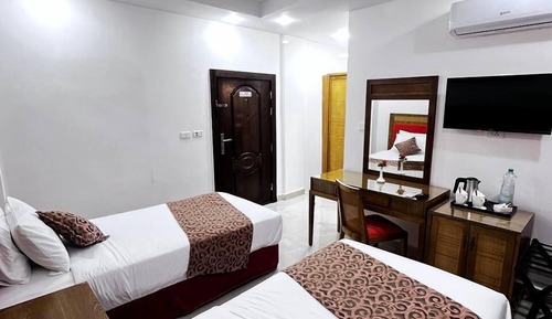Deluxe Double or Twin Room, City View