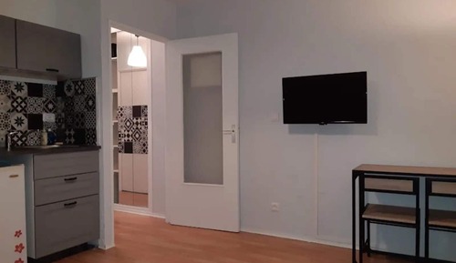 Apartamento básico, vistas a la ciudad