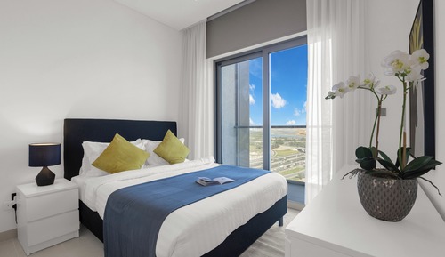 Apartamento de lujo, balcón