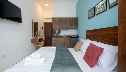Estudio, 1 cama doble, vistas a la ciudad