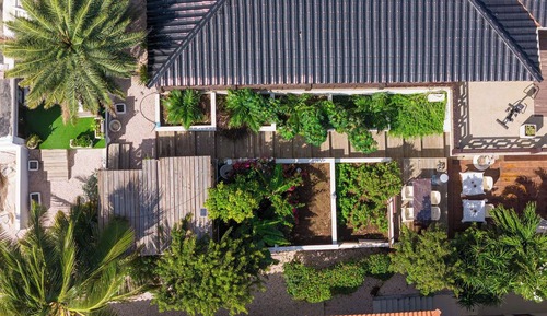 Apartamento de diseño, vistas al jardín