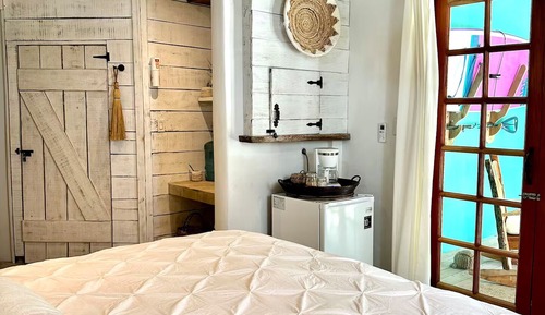 Deluxe Studio Suite, 1 King Bed