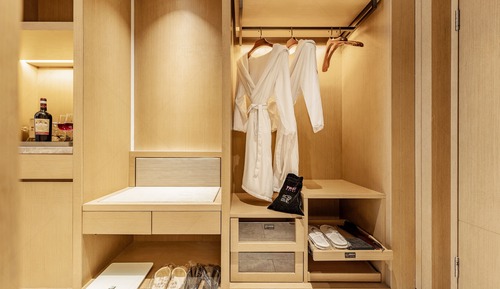 Habitación clásica con 2 camas individuales, vistas a la ciudad