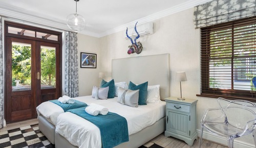 Casa Deluxe, 4 habitaciones, Aire acondicionado, vistas al jardín